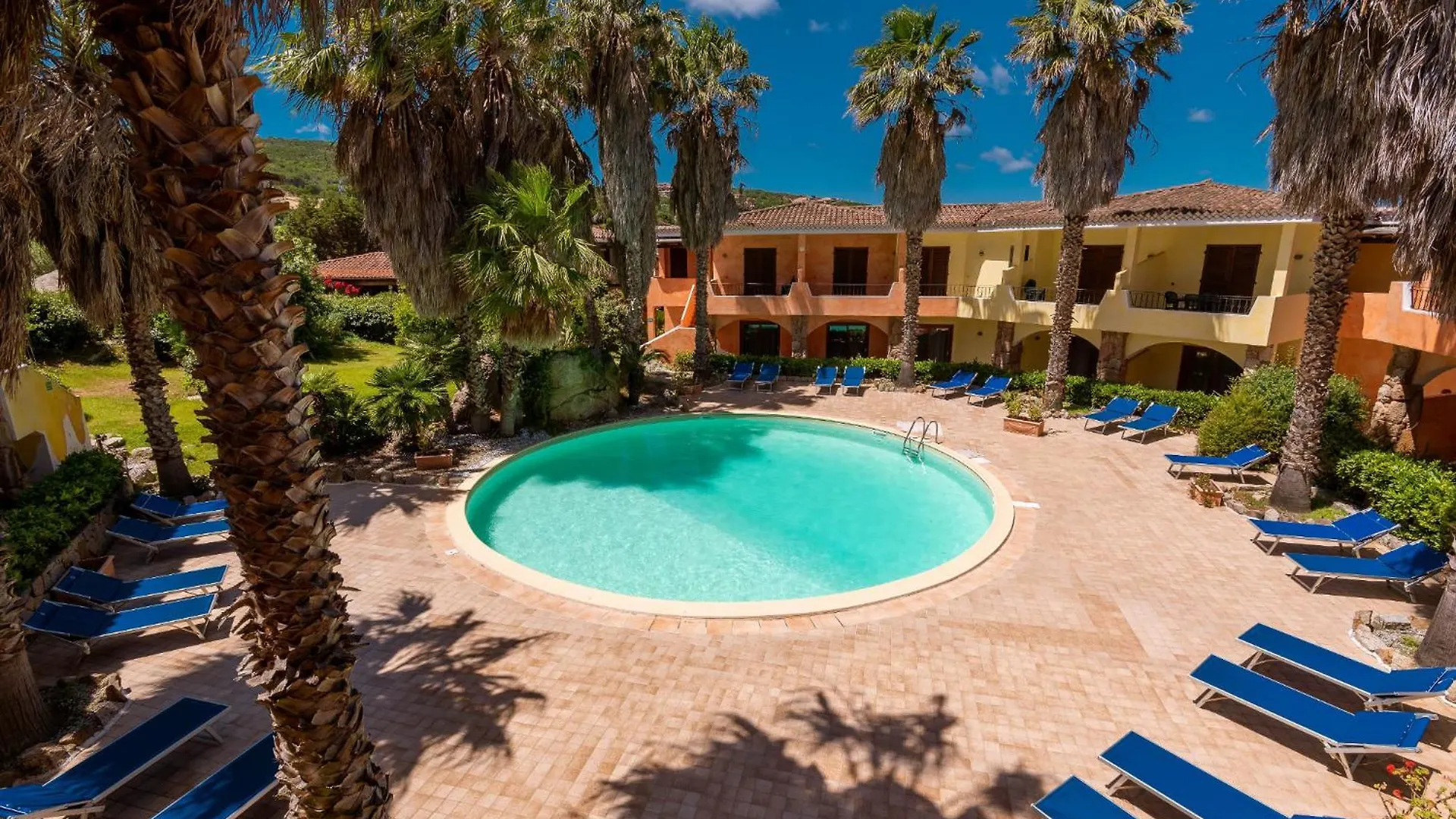 Relaxing Residenzia Palau Green Village M2 Premium Studio Sleeps 2