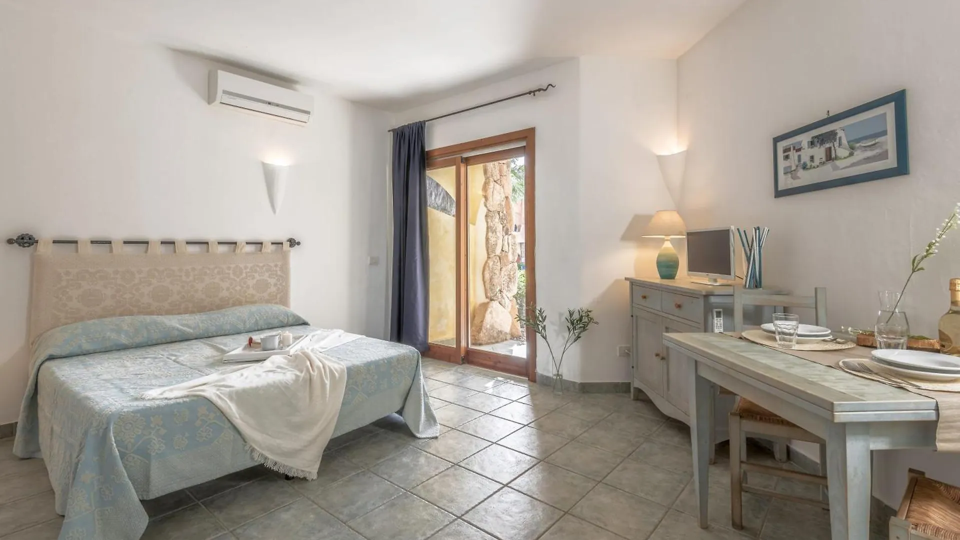 Relaxing Residenzia Palau Green Village M2 Premium Studio Sleeps 2